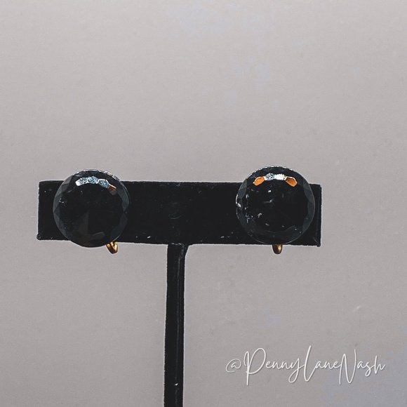 Vintage Jewelry - Vintage Handmade Black Jewel Circle Stud Earrings